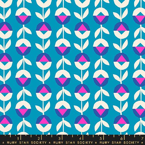 Flower Chain in Cerulean