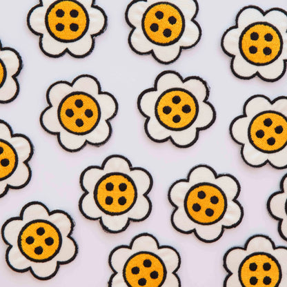Daisy Button Iron-On Patch