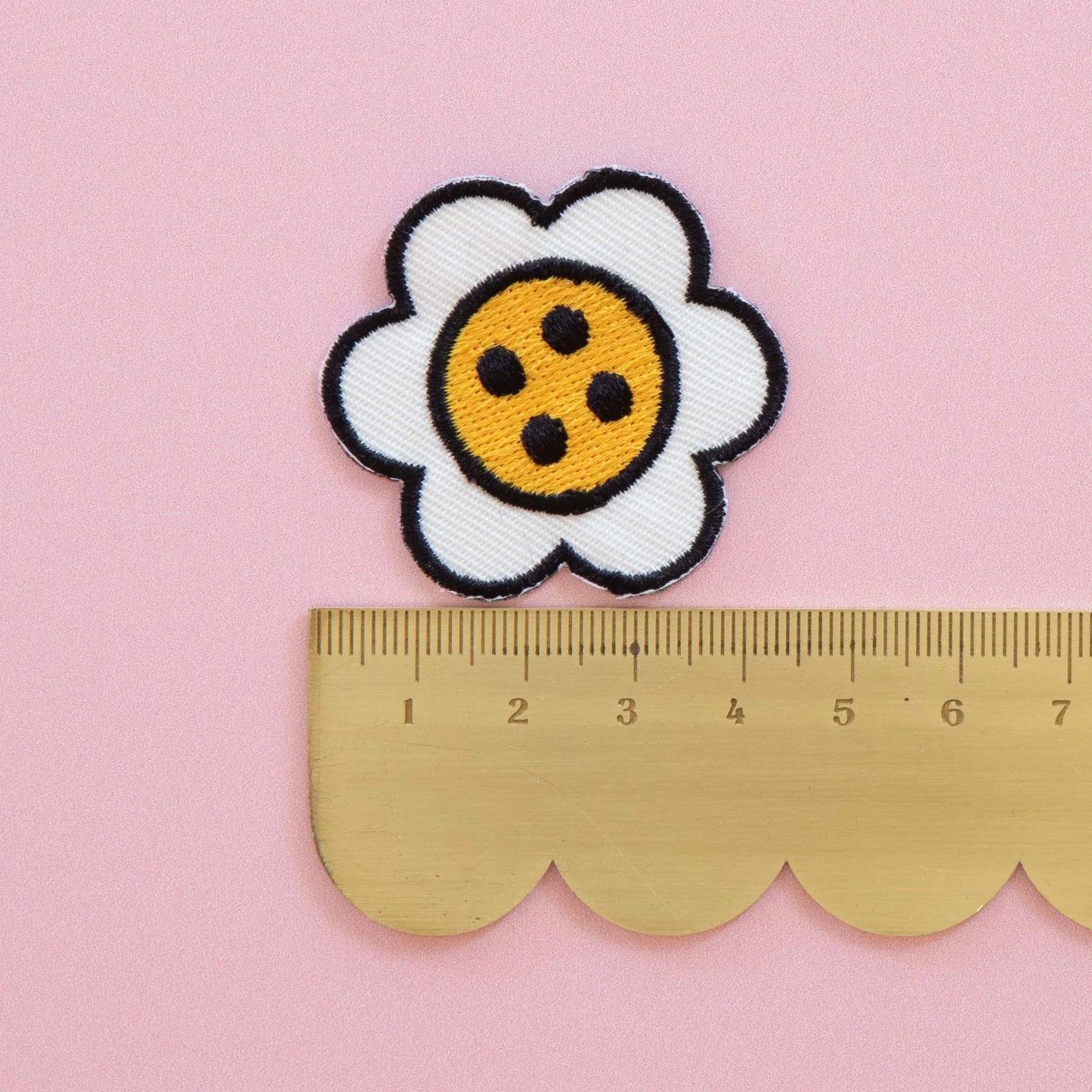 Daisy Button Iron-On Patch