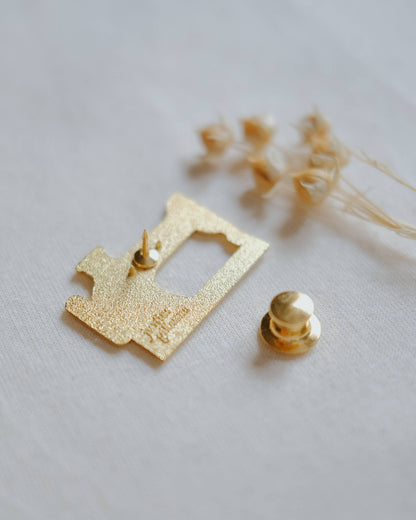 Sewing Machine (Blue) Enamel Pin