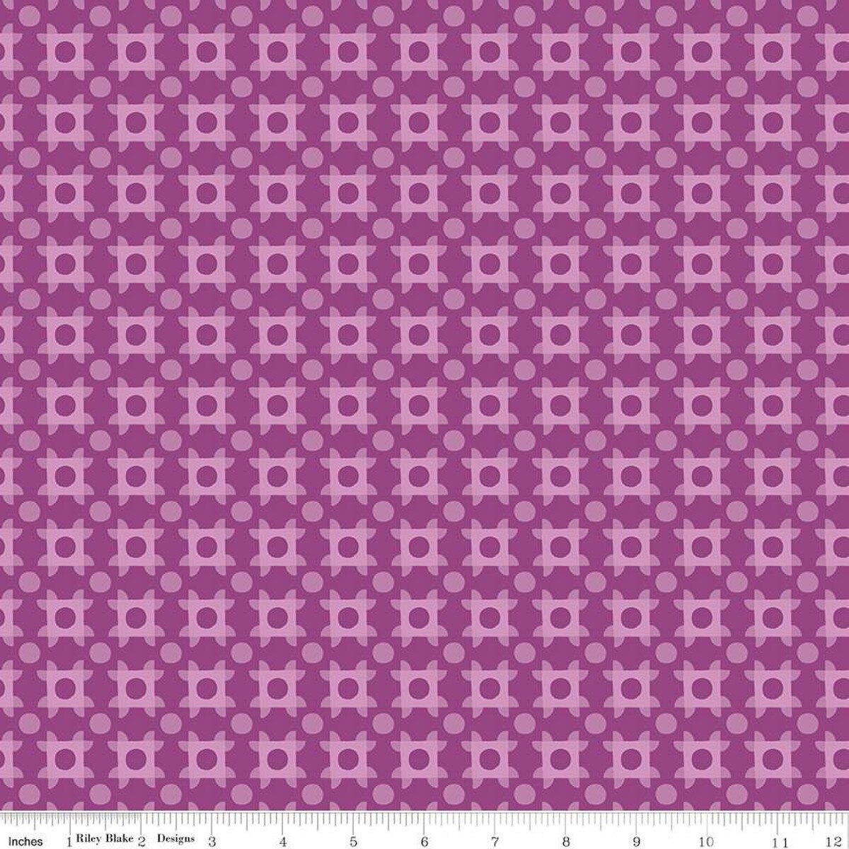 Patchwork Piazza in Grape
