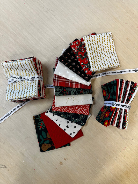 Classic Christmas FQ Bundle